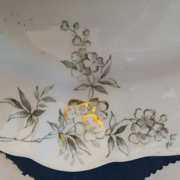 Vintage John Edwards England Platter "Thistle"